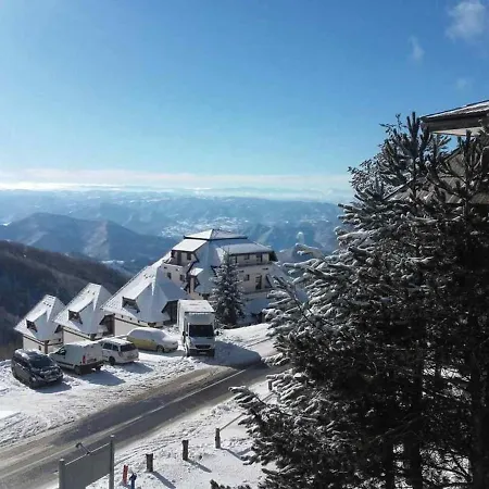 アパート Topview Kopaonik-dvori コパオニク