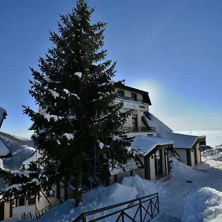 アパート Topview Kopaonik-dvori コパオニク